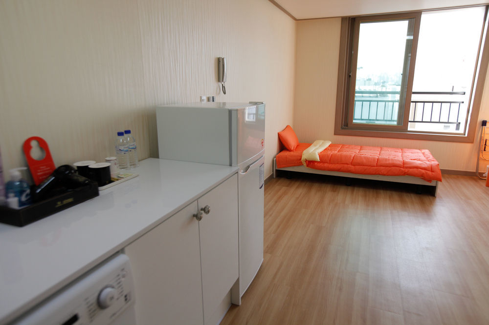 Sb House Hotel Suwon Exterior photo
